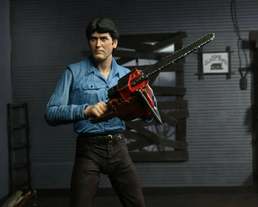Akční figurka The Evil Dead Ultimate Ash 18 cm fotografii produktu
