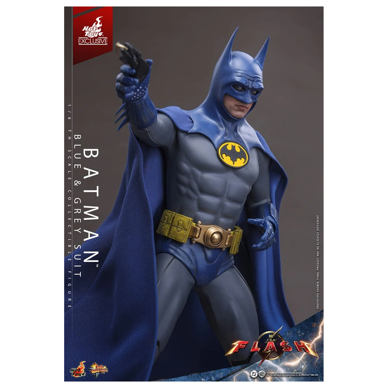 The Flash Movie Masterpiece Akční figurka 1/6 Batman (Blue & Grey Suit) Limited Edition 30 cm fotografii produktu