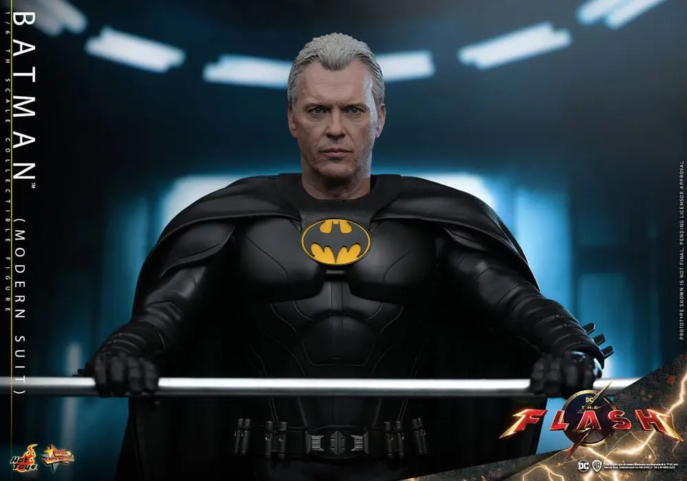The Flash Movie Masterpiece akční figurka 1/6 Batman (Modern Suit) 30 cm fotografii produktu