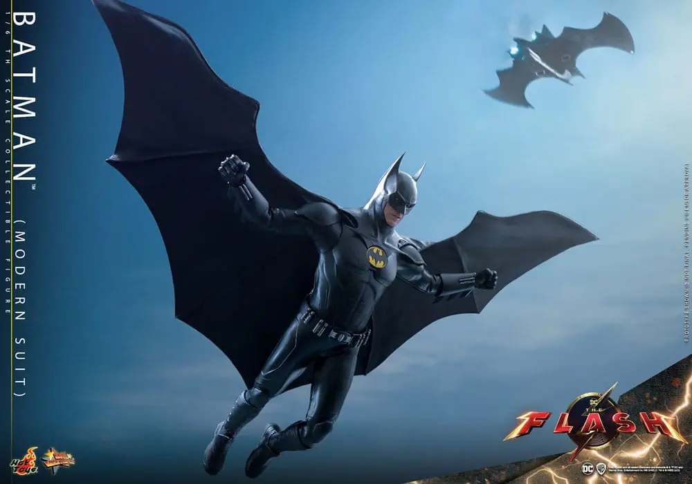 The Flash Movie Masterpiece akční figurka 1/6 Batman (Modern Suit) 30 cm fotografii produktu
