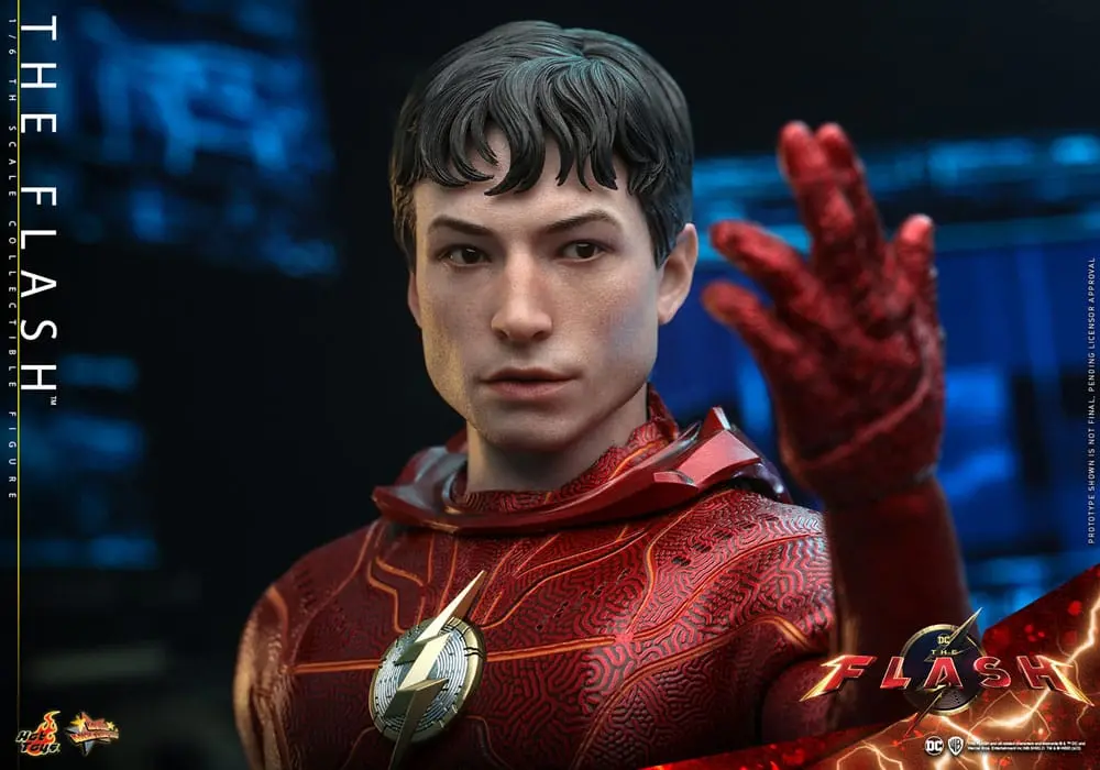 The Flash Movie Masterpiece Akční figurka 1/6 The Flash 30 cm fotografii produktu