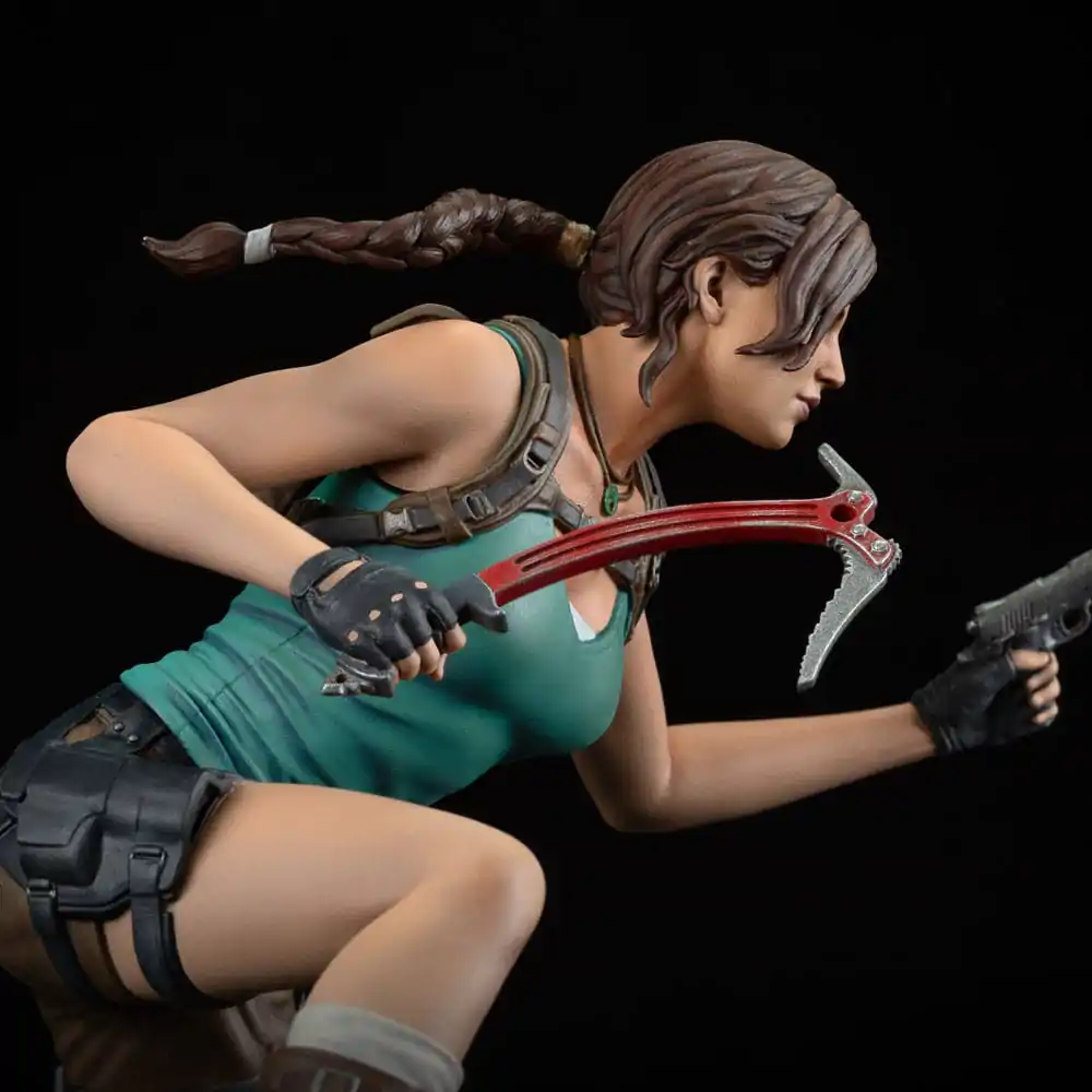 Tomb Raider PVC Soška Lara Croft 24 cm fotografii produktu