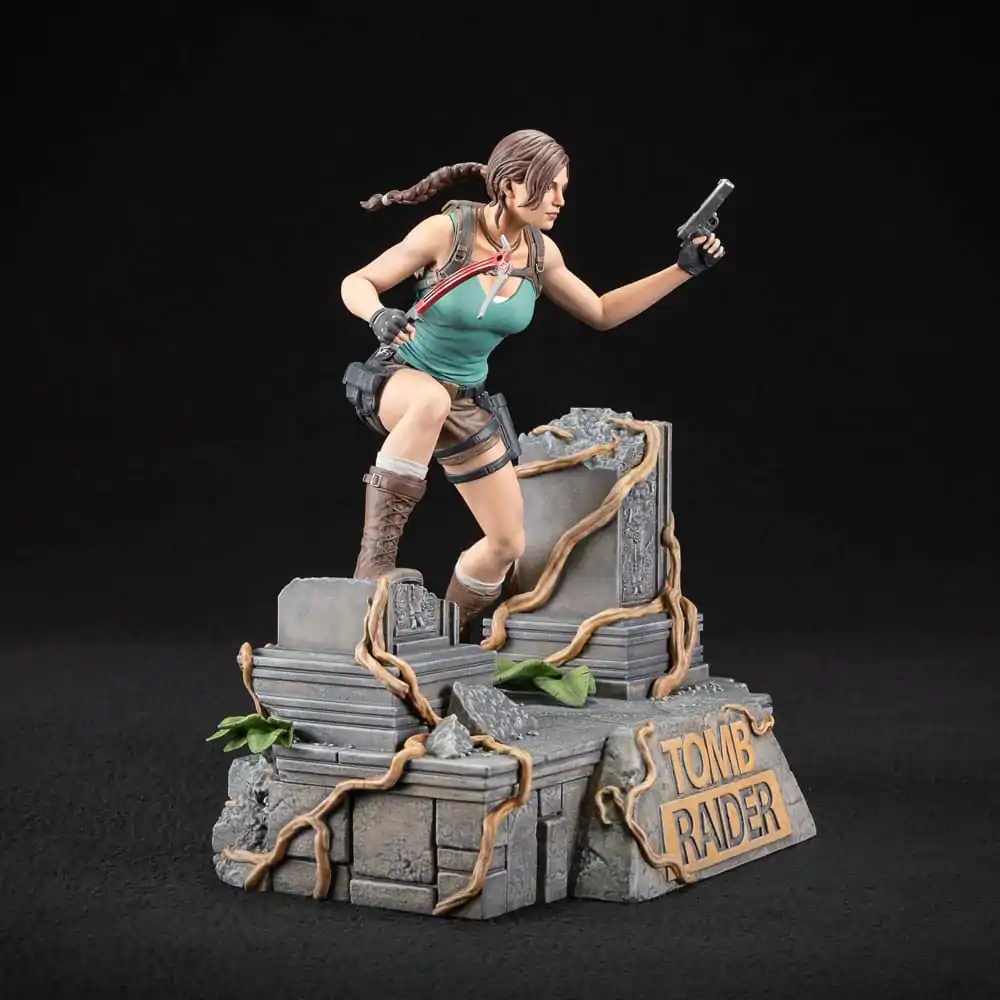 Tomb Raider PVC Soška Lara Croft 24 cm fotografii produktu