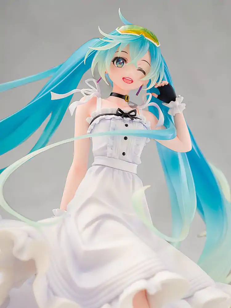 Hatsune Miku GT Project Originální PVC Soška 1/7 Vacation Style Ver. 24 cm fotografii produktu
