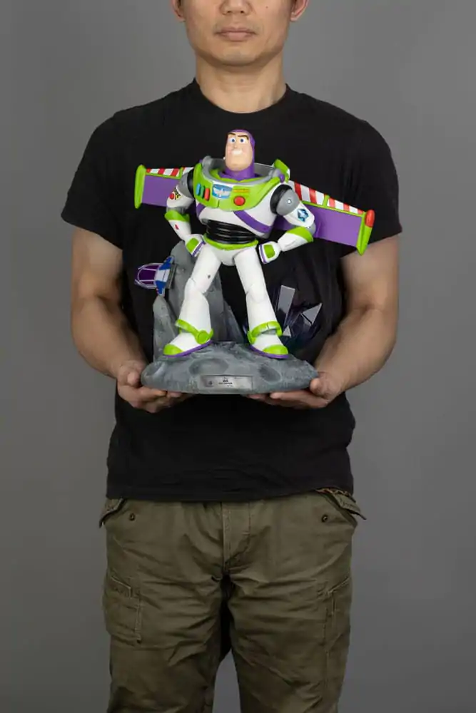 Toy Story Master Craft Socha Ranger Buzz Lightyear 34 cm fotografii produktu