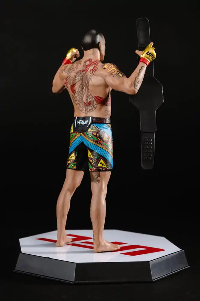 UFC Posed PVC Socha Alex Pereira 18 cm fotografii produktu
