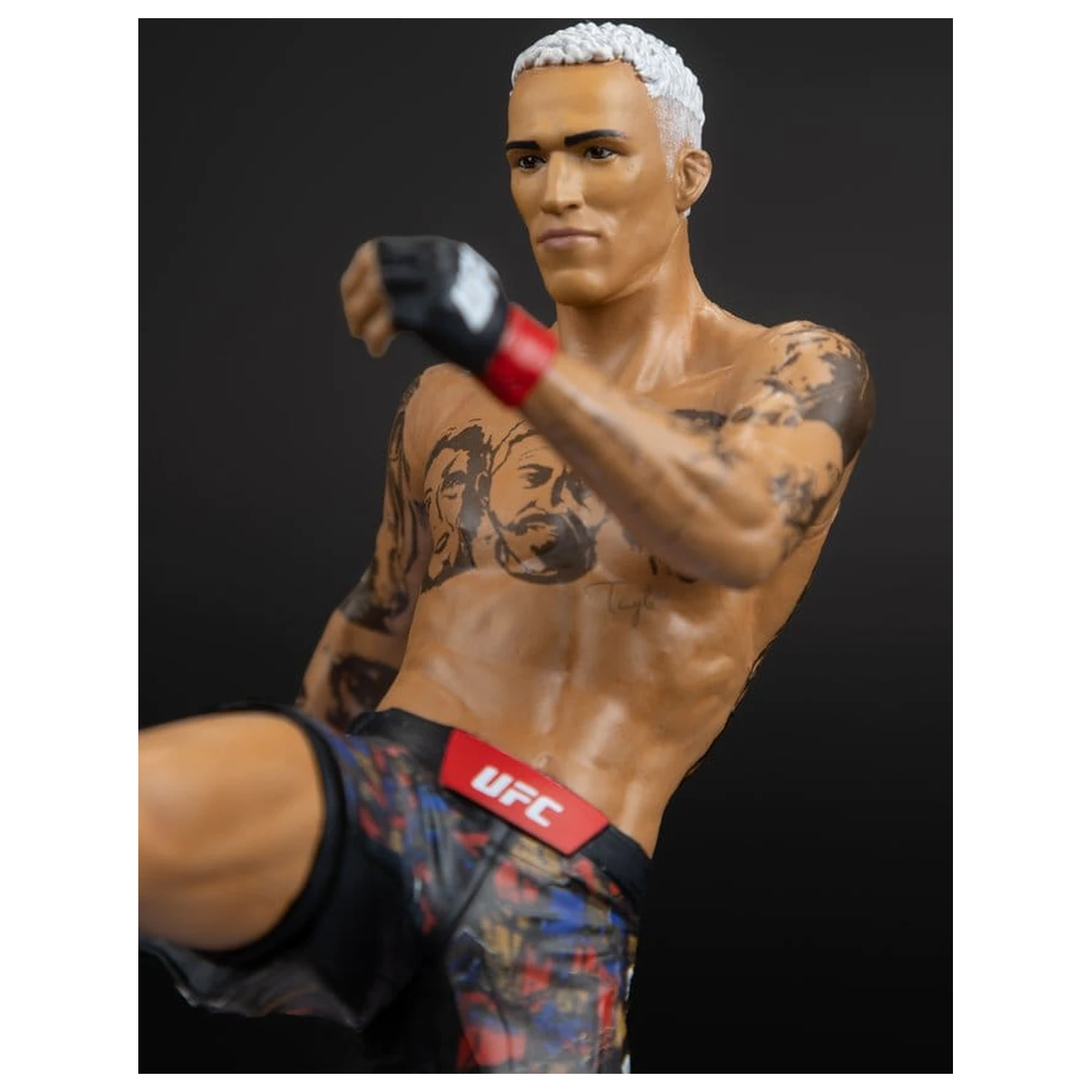 UFC Posed PVC Socha Charles Oliveira 17 cm fotografii produktu