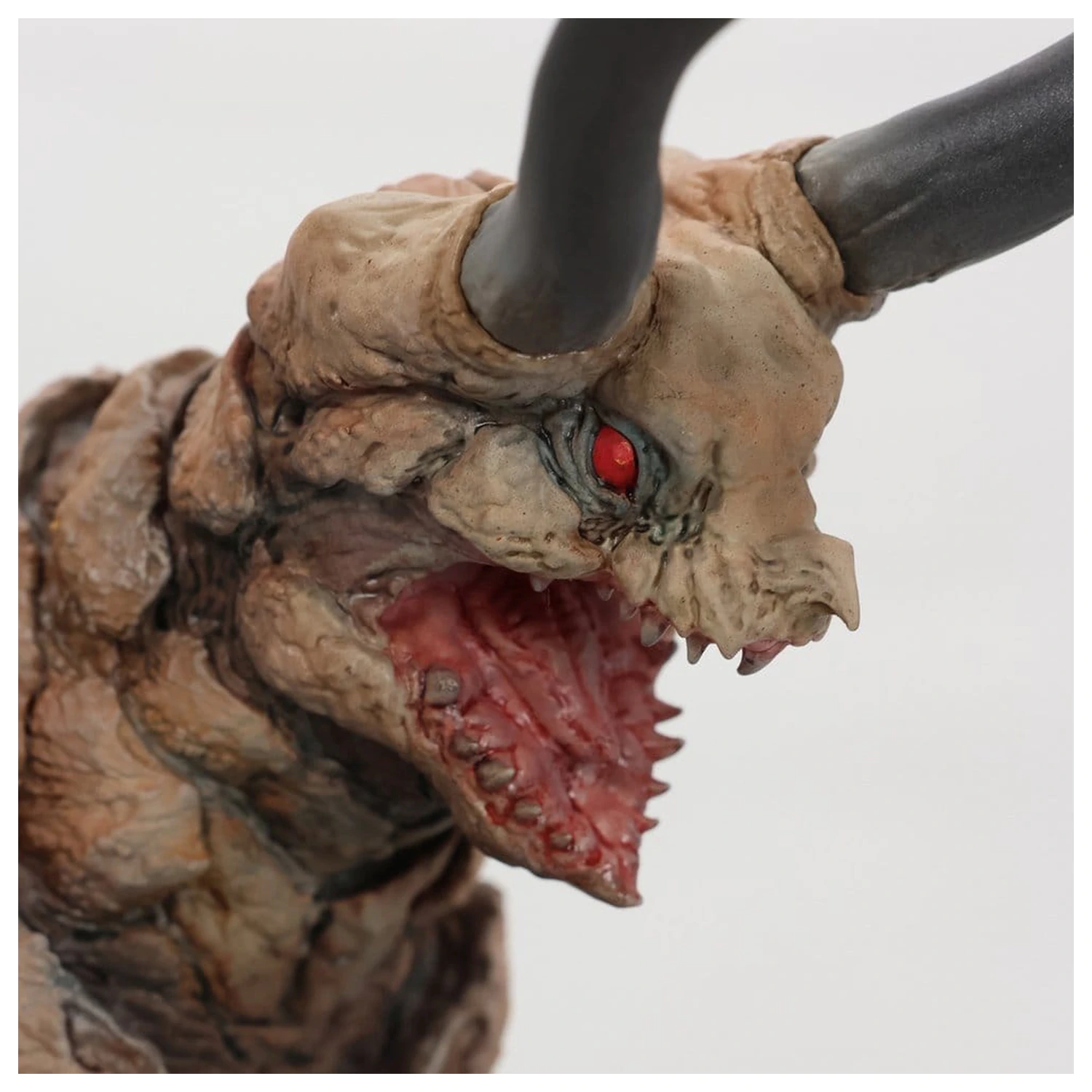 Ultraman Kaiju Remix Series Vinylová figurka Gudon 34 cm fotografii produktu