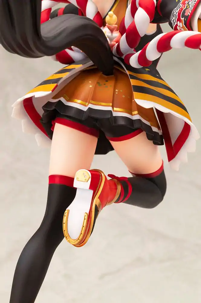 Uma Musume Pretty Derby PVC soška 1/7 Předbíhající Horko, které se blíží Kitasan Black 30 cm fotografii produktu