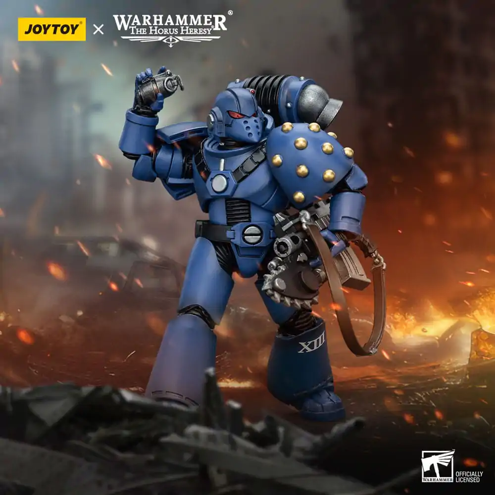 Warhammer The Horus Heresy akční figurka 1/18 Ultramarines MK VI Tactical Squad Legionář s Bolterem a Řetězovou čepelí 12 cm fotografii produktu