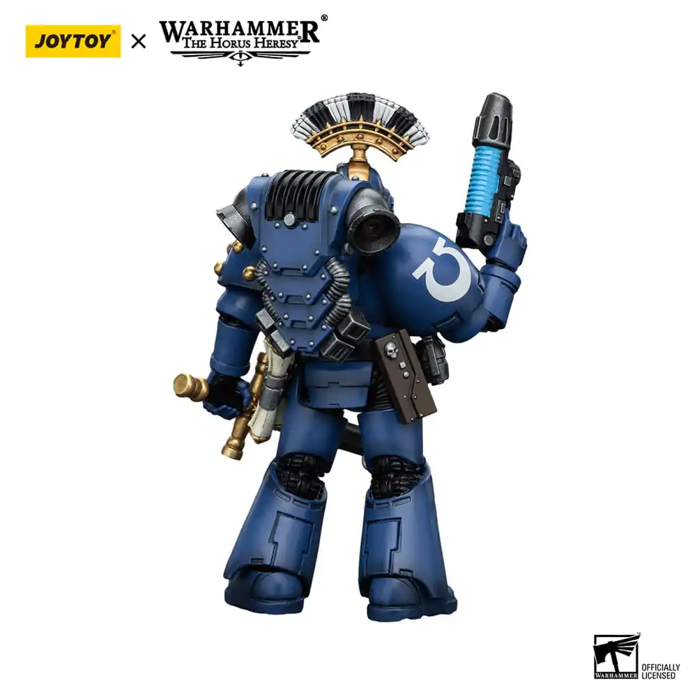 Warhammer The Horus Heresy akční figurka 1/18 Ultramarines MK VI Tactical Squad Sergeant s plazmovou pistolí a silovým mečem 12 cm fotografii produktu