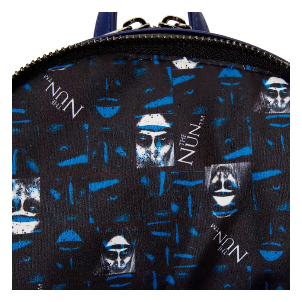 Warner Bros by Loungefly Mini Batoh The Nun fotografii produktu