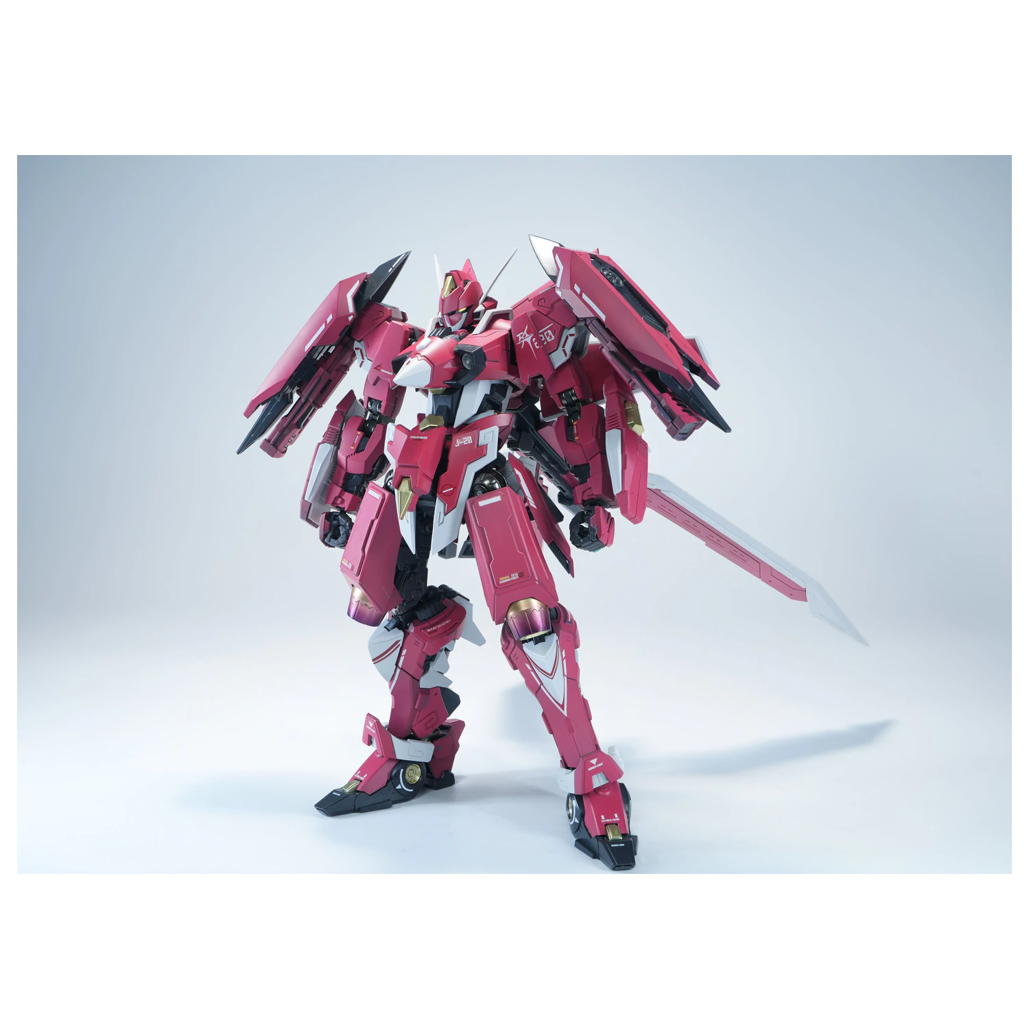 X-PLAY J-20 Cang Wei Crimson Flowing Gold Model Kit 21cm fotografii produktu