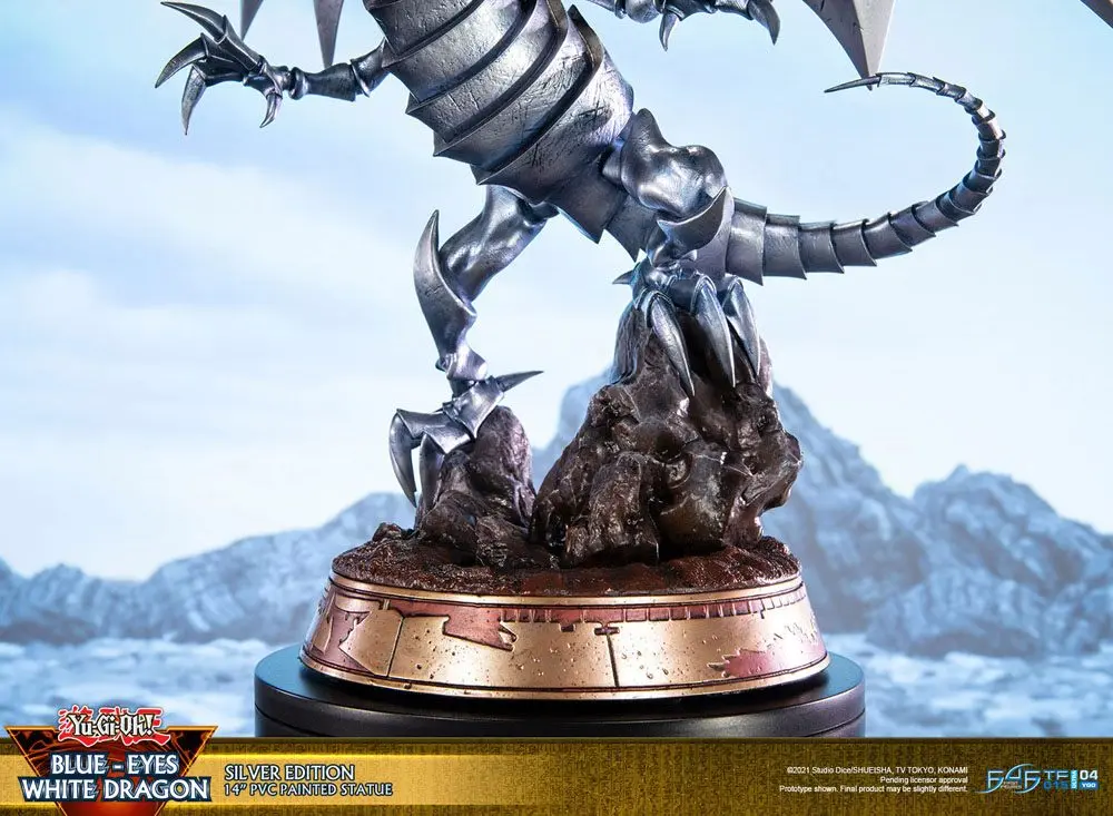 Yu-Gi-Oh! PVC Soška Blue-Eyes White Dragon Silver Edition 35 cm fotografii produktu