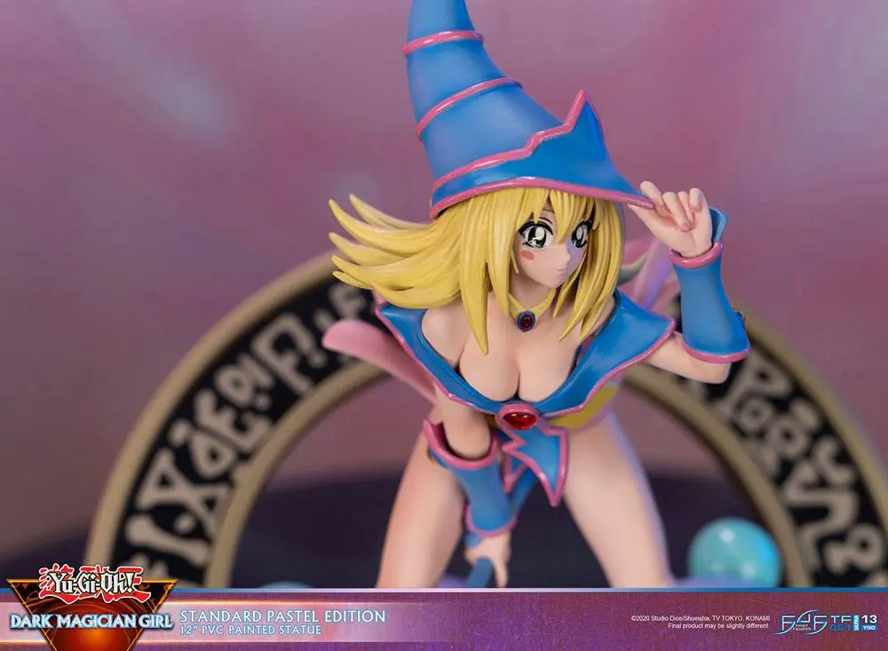 Yu-Gi-Oh! PVC socha Temná kouzelnice Standardní Pastelová edice 30 cm fotografii produktu