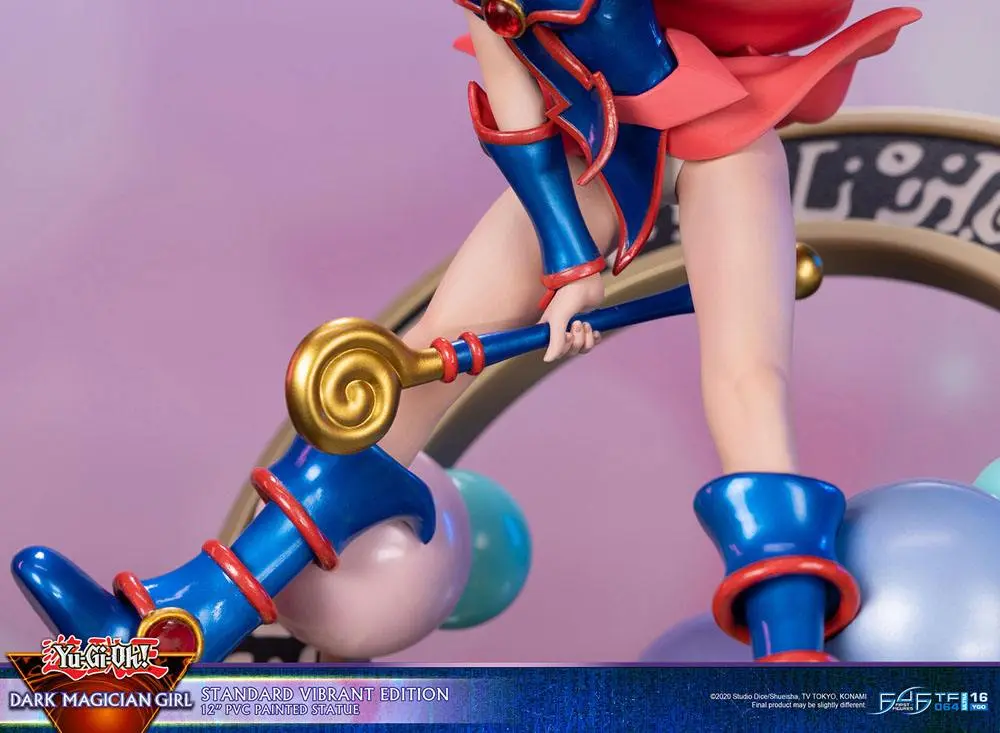 Yu-Gi-Oh! PVC Socha Temná mágova dívka Standardní zářivá edice 30 cm fotografii produktu