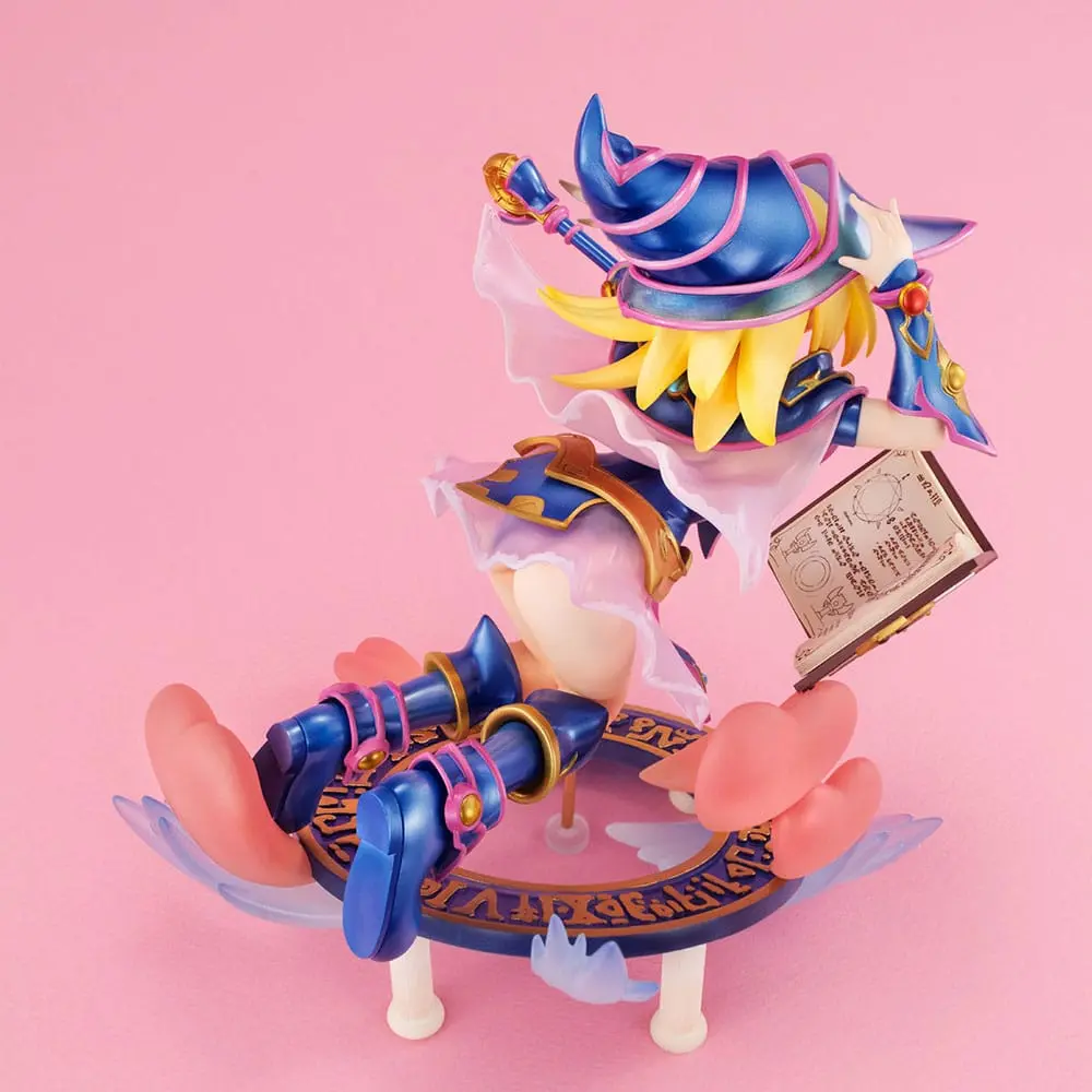 Yu-Gi-Oh! Duel Monsters Art Works Monsters PVC soška Temná kouzelnice 22 cm fotografii produktu