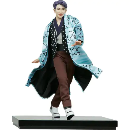 BTS Idol Collection PVC Soška RM Deluxe 23 cm fotografii produktu