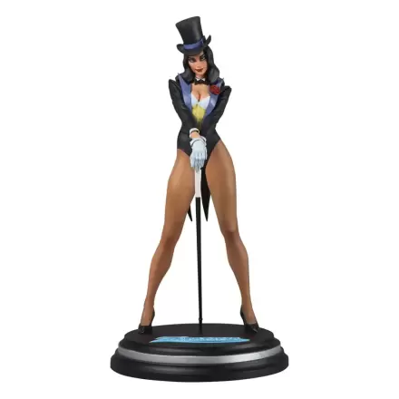 DC Direct DC Cover Girls Resinová socha Zatanna od J. Scott Campbell 23 cm termékfotója