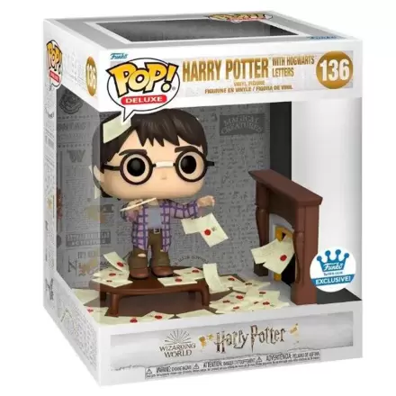 POP figurka Deluxe Harry Potter výroční Harry Potter s dopisy z Bradavic Exclusive termékfotója