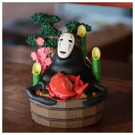 Spirited Away Diorama No Face Zlatý kyblík a bambusy fotografii produktu